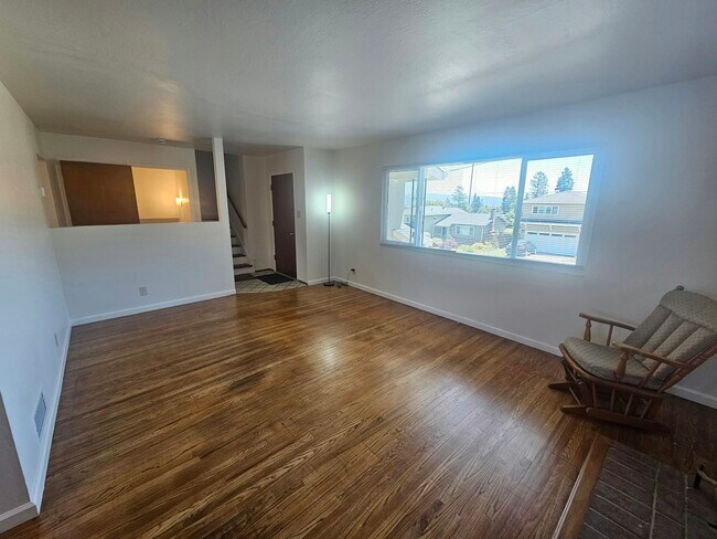 3152 Huntington Ct Castro Valley, CA 94546 photo 4