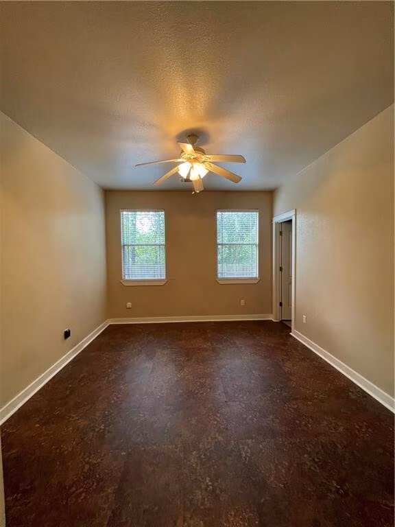 200 W N Loop Blvd Austin, TX 78751 photo 5