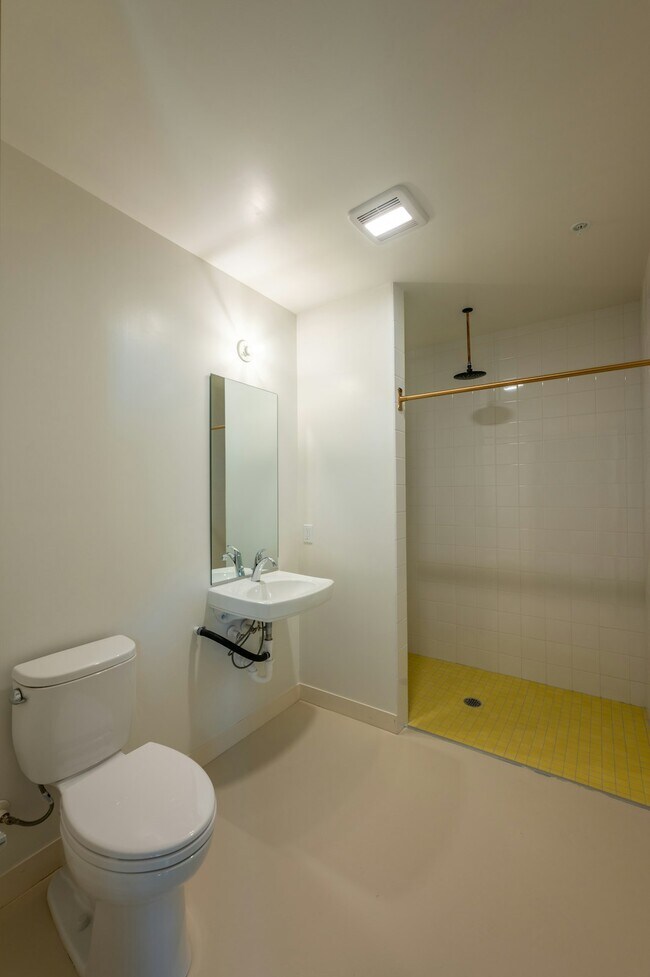 1932 Kearney Ave San Diego, CA 92113 photo 5