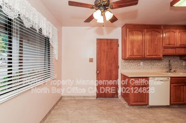 10 Nancy Dr Novato, CA 94947 photo 4