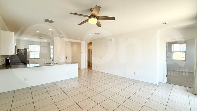 9357 W Glenrosa Ave Phoenix, AZ 85037 photo 4