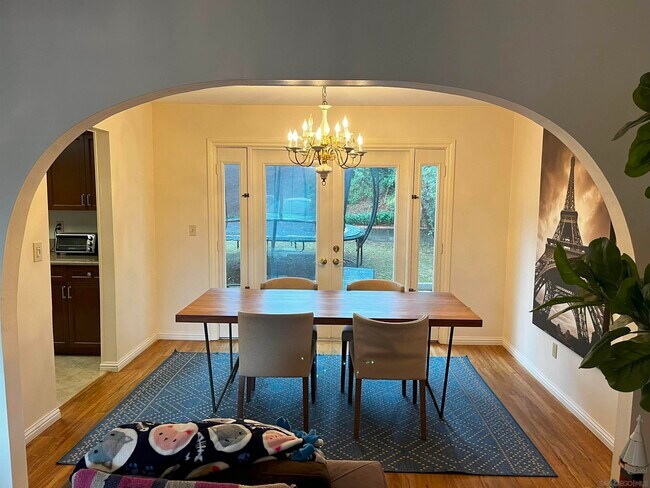 5977 Agee St San Diego, CA 92122 photo 5