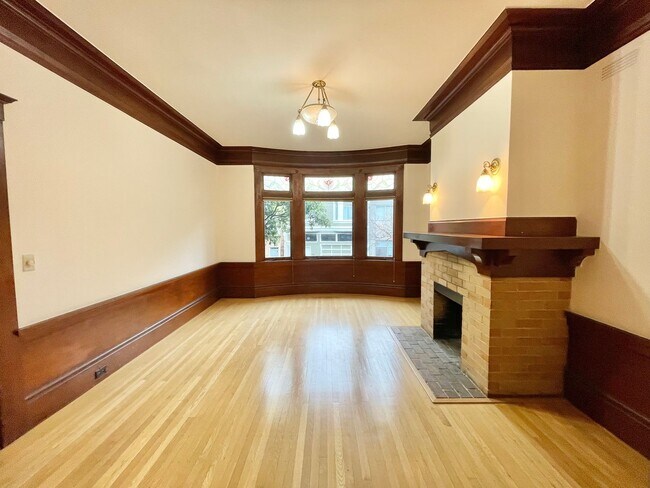 3635 19th Street, San Francisco, CA 94110 photo 3