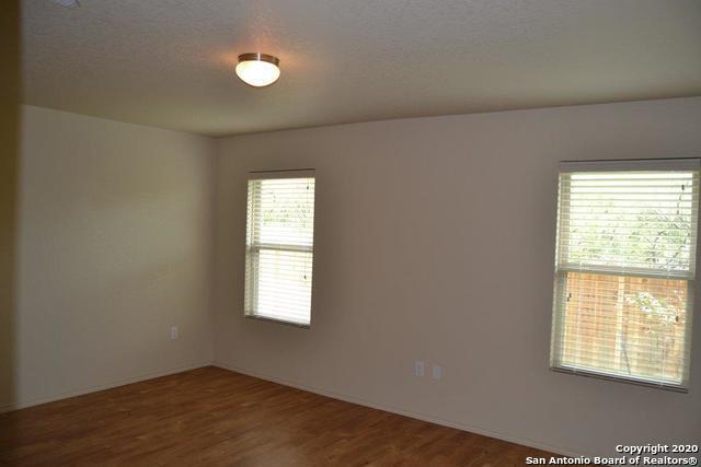 8202 Tesoro Hills San Antonio, TX 78242 photo 4
