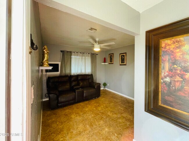 3720 W Mauna Loa Lane photo 4