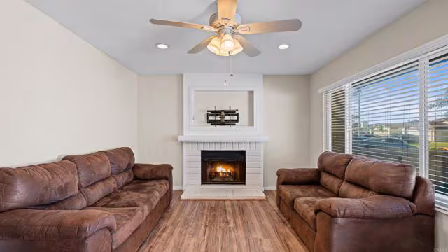 10053 Kibler Dr San Diego, CA 92126 photo 3