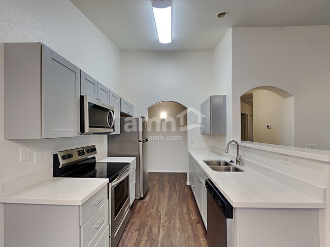 16563 W Melvin St Goodyear, AZ 85338 photo 5