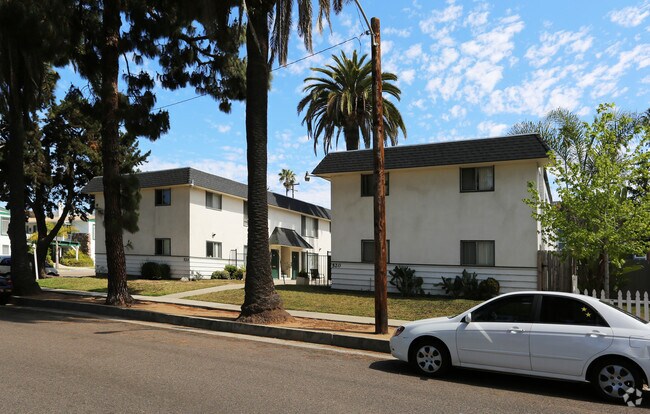 520 North Nevada Street, Oceanside, CA 92054 photo 3