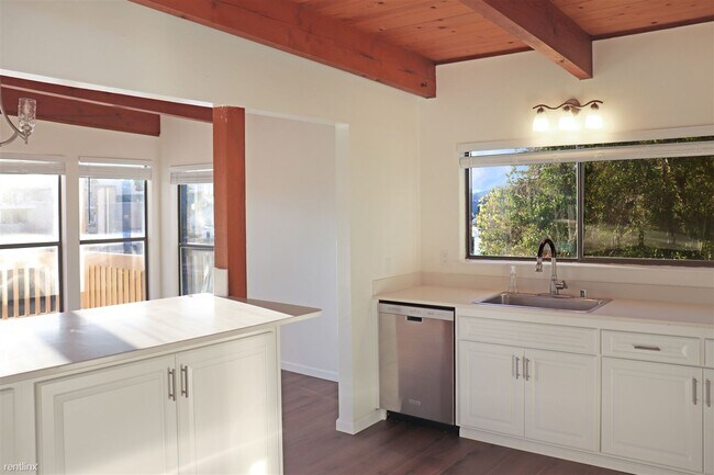 10 Mooring Road, San Rafael, CA 94901 photo 4