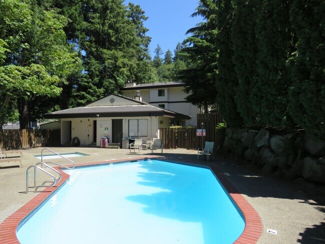 12742 NE 116th Ln Kirkland, WA 98034 photo 3