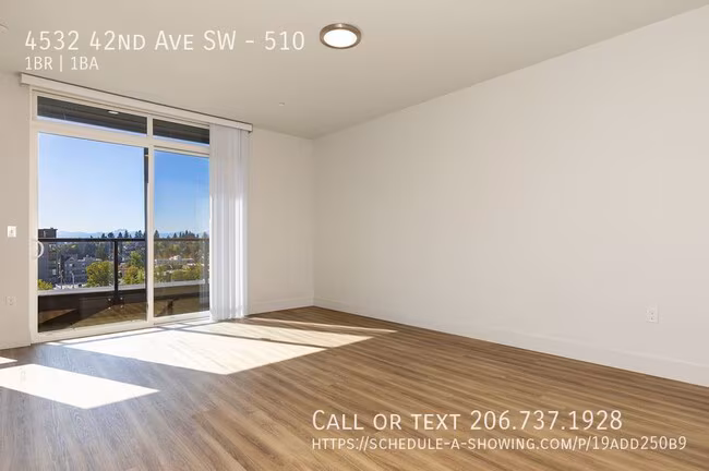 4532 42nd Ave SW Seattle, WA 98116 photo 3