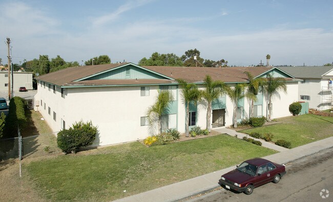 425 A Zenith Street photo 2