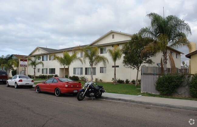425 A Zenith Street photo 3