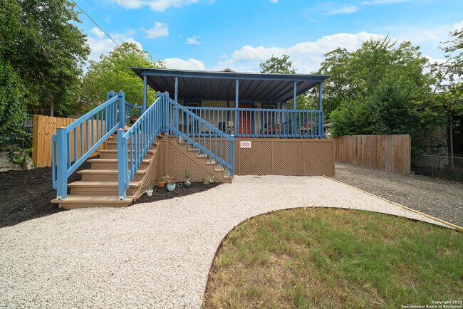 114 Teresa St San Antonio, TX 78214 photo 3