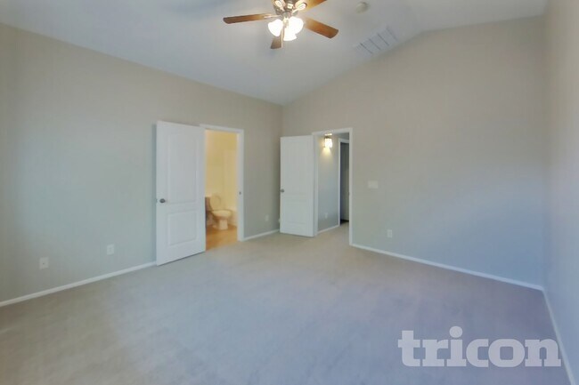 42065 W Sunland Dr Maricopa, AZ 85138 photo 5