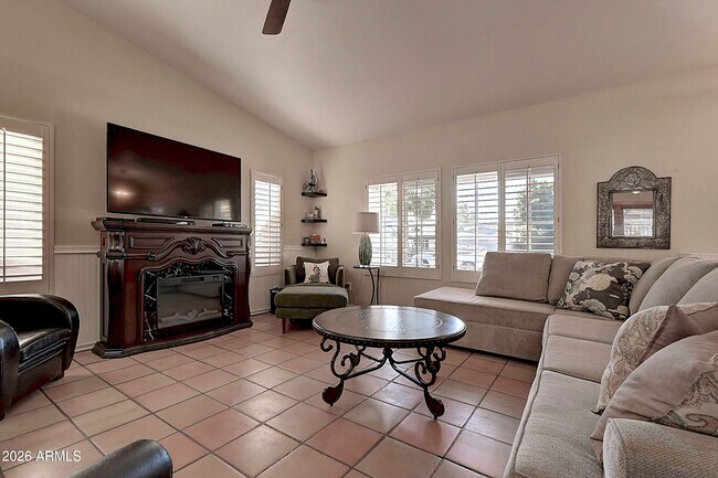 6914 E Beverly Ln Scottsdale, AZ 85254 photo 4