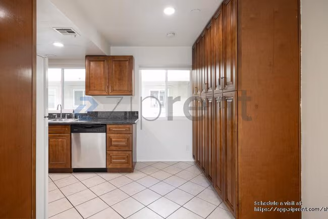 4517 College Way San Diego, CA 92115 photo 5