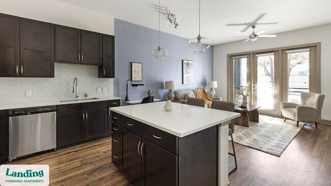 5005 Galleria Dr Farmers Branch, TX 75244 photo 3