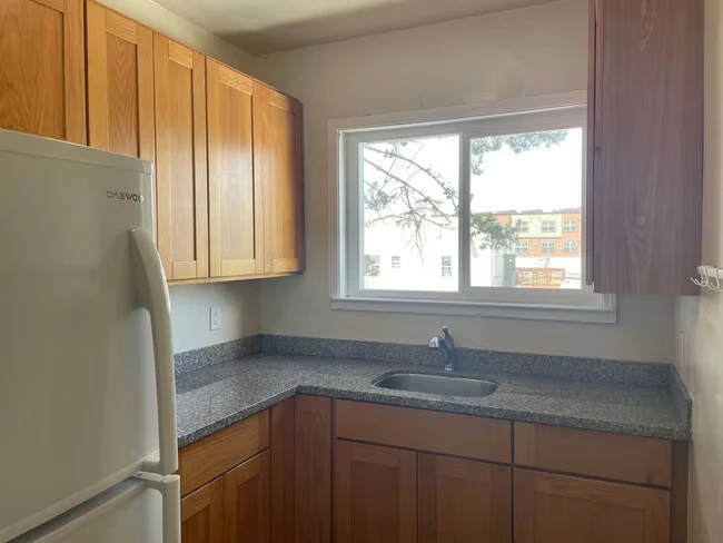 1988 California St Berkeley, CA 94703 photo 4