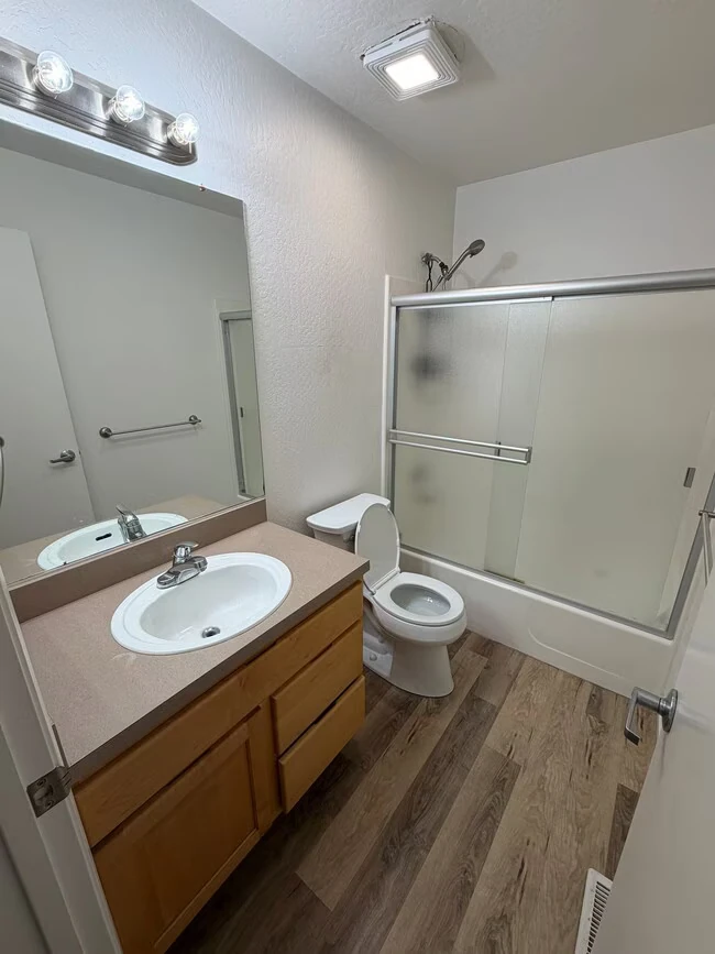 2470 Bella Vista Ave Martinez, CA 94553 photo 4