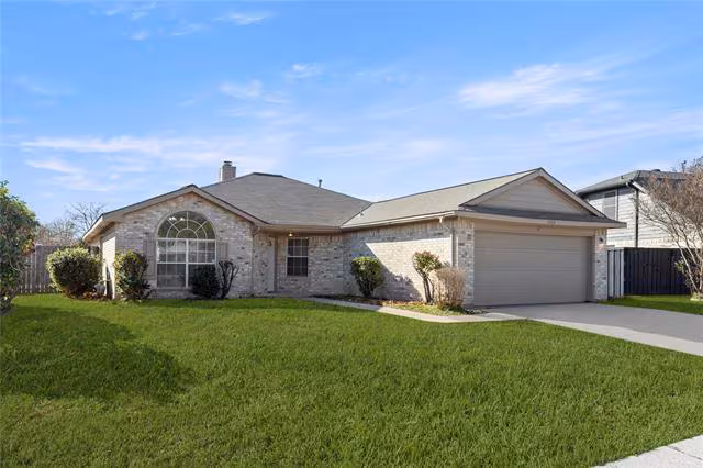 3709 Martha Lane, Rowlett, TX 75088 photo 2