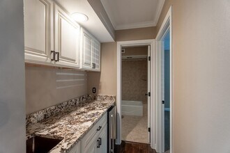 401 Hi There Horseshoe Bay, TX 78657 photo 5