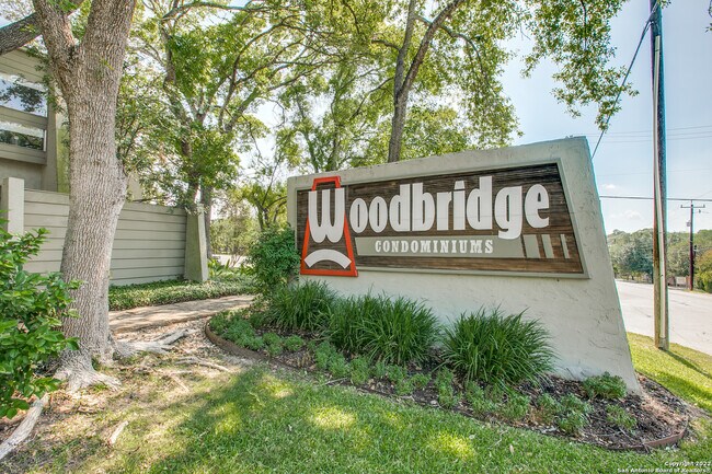 3102 Eisenhauer Rd San Antonio, TX 78209 photo 2