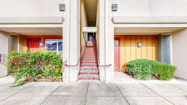 950 Campoy St Santa Rosa, CA 95407 photo 3