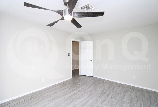 11208 N 109th Way Scottsdale, AZ 85259 photo 4