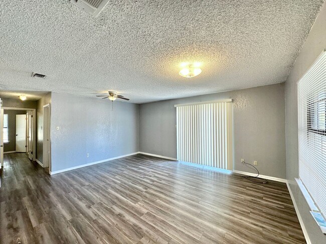708 Lisa Ln Killeen, TX 76543 photo 5
