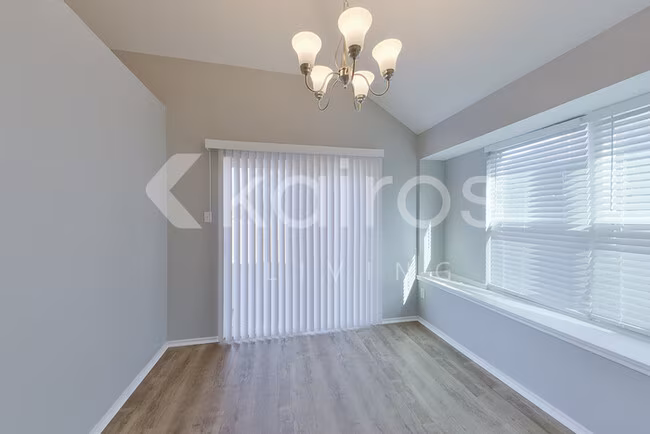 11811 Asher Ln photo 4
