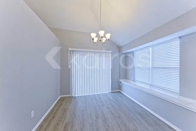 11811 Asher Ln photo 5