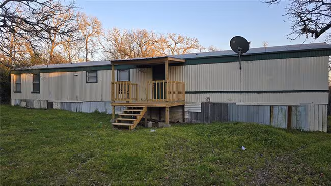 8315 Burleson Manor Rd photo 2