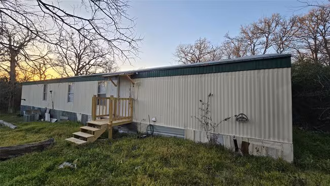 8315 Burleson Manor Rd photo 4