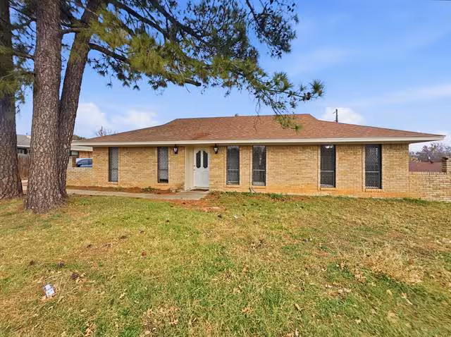 1718 South Story Road, Irving, TX 75060 photo 2
