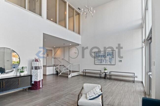 Unit 208 photo 5