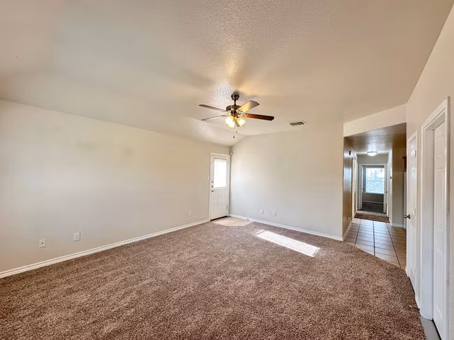 1410 Cinch Dr Killeen, TX 76549 photo 4