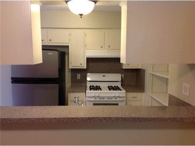 1601 Rutland Dr Austin, TX 78758 photo 2