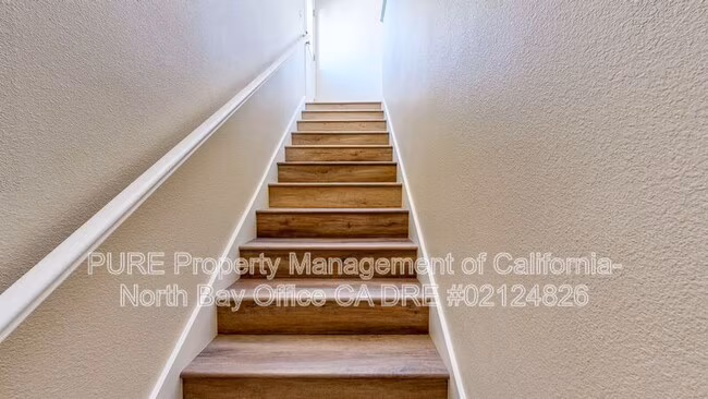 1220 Hidden Creek Pl Santa Rosa, CA 95409 photo 4