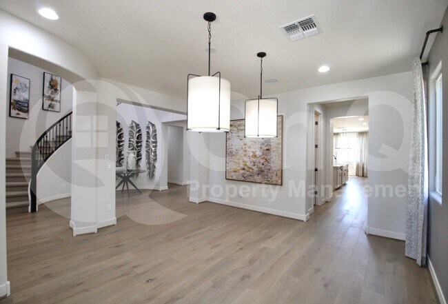 14109 W Crabapple Dr Surprise, AZ 85387 photo 4
