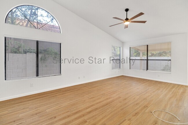 179 W Knox Rd Tempe, AZ 85284 photo 4