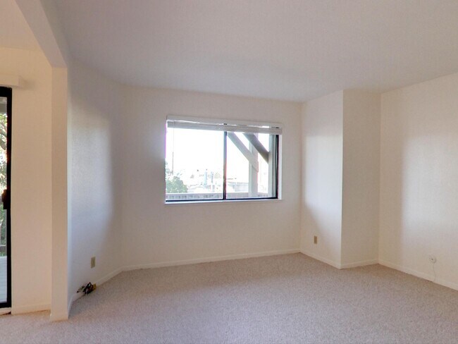 1279-1281-1281 41st Ave San Francisco, CA 94122 photo 5
