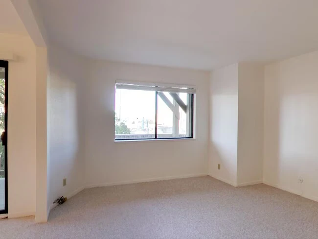 1279-1281-1281 41st Ave San Francisco, CA 94122 photo 5