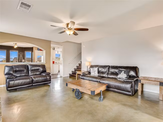 101 Pond Way Hutto, TX 78634 photo 4