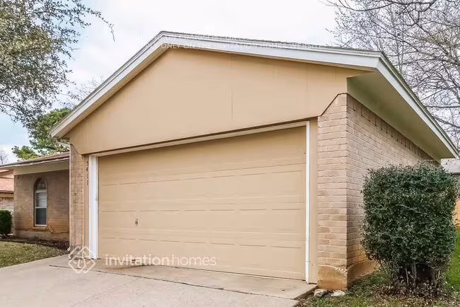 5411 Vermillion Trail Arlington, TX 76017 photo 3