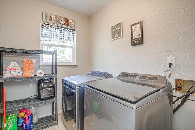 3200 Woodlark Dr Fort Worth, TX 76123 photo 4