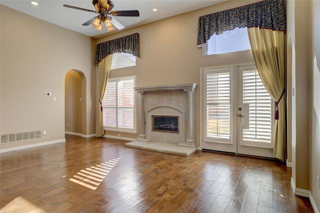 8803 Falcon View Drive, Mckinney, TX 75072 photo 3