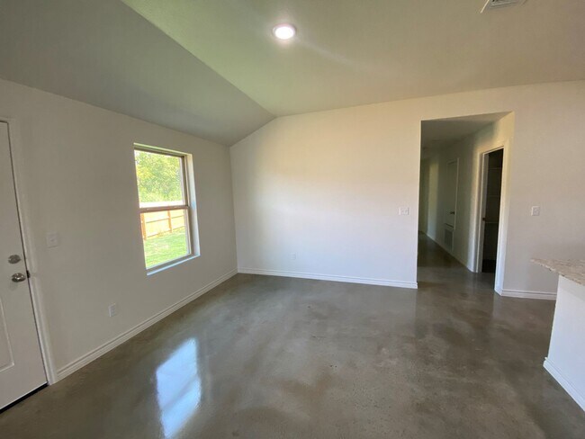 2302 Zanoletti Ct Temple, TX 76504 photo 3