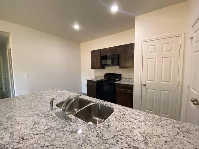 2302 Zanoletti Ct Temple, TX 76504 photo 4