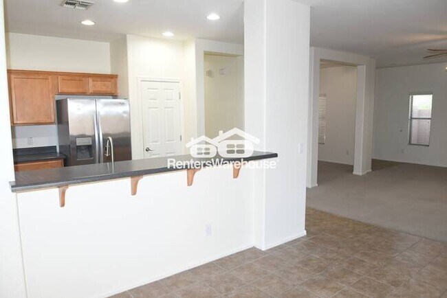 2576 W Amber Sun Dr Phoenix, AZ 85085 photo 5